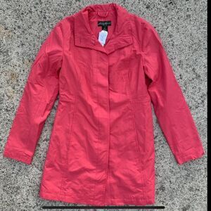 NWT Eddie Bauer Fremont trench coat. XS